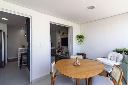 Apartamento à venda com 58m², 2 quartos e 1 vagaVaranda integrada com área de serviço