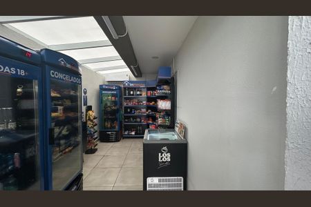 Apartamento à venda com 58m², 2 quartos e 1 vagaMini Mercado