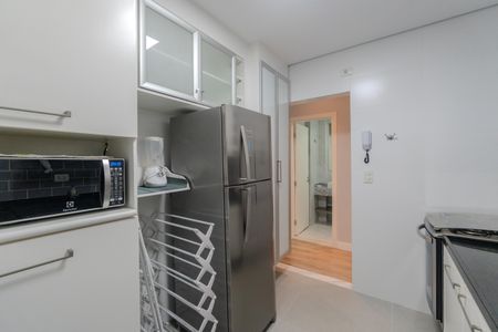 Cozinha de apartamento para alugar com 1 quarto, 36m² em Bela Vista, São Paulo