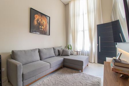 Sala de casa para alugar com 2 quartos, 150m² em Xaxim, Curitiba