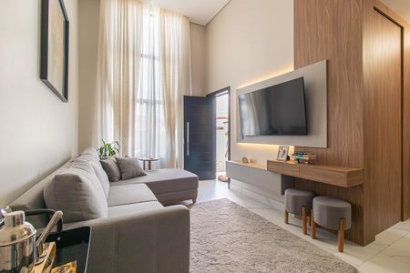 Sala de casa para alugar com 2 quartos, 150m² em Xaxim, Curitiba