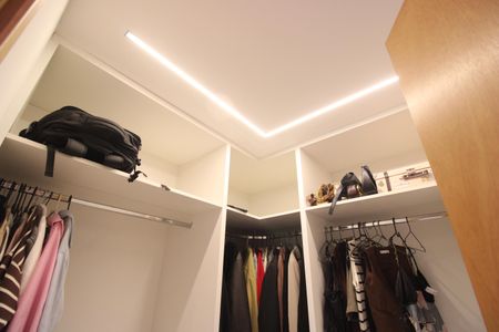 Apartamento à venda com 78m², 2 quartos e 1 vagaSuíte - Closet