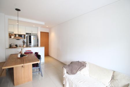 Sala de apartamento para alugar com 2 quartos, 78m² em Barra Olímpica, Rio de Janeiro