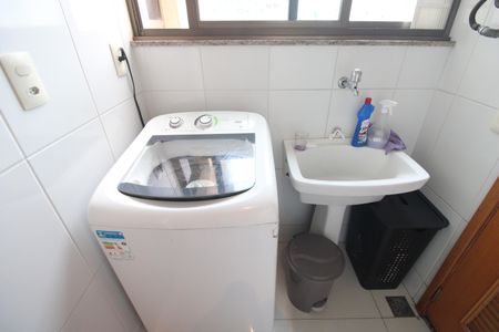 Apartamento à venda com 78m², 2 quartos e 1 vagaÁrea de serviço