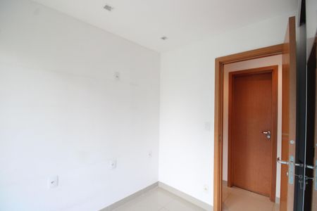 Apartamento à venda com 78m², 2 quartos e 1 vagaQuarto 