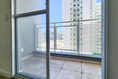 Varanda  de apartamento para alugar com 2 quartos, 45m² em Santo Cristo, Rio de Janeiro
