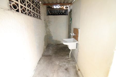 Casa para alugar com 60m², 1 quarto e 1 vagaÁrea de Serviço