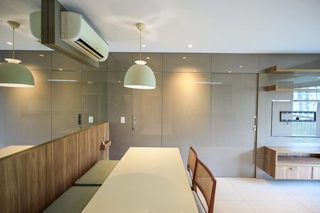 Sala de Jantar de apartamento para alugar com 1 quarto, 40m² em Vila Andrade, São Paulo