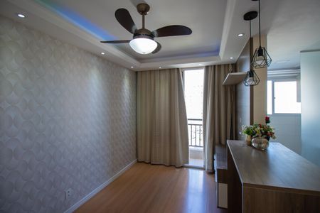 Sala de apartamento à venda com 2 quartos, 49m² em Irajá, Rio de Janeiro