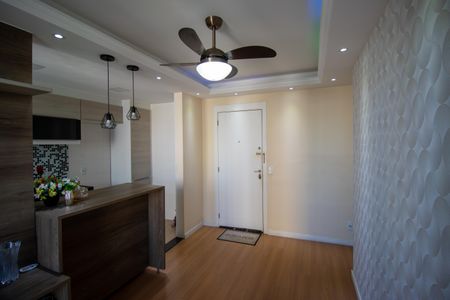 Sala de apartamento à venda com 2 quartos, 49m² em Irajá, Rio de Janeiro