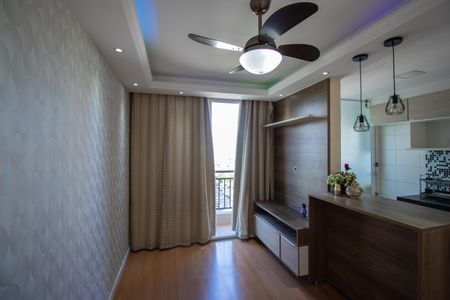 Sala de apartamento à venda com 2 quartos, 49m² em Irajá, Rio de Janeiro