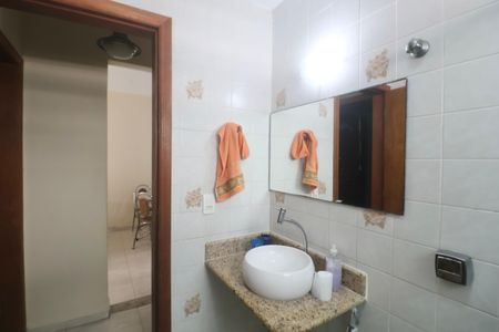 Apartamento para alugar com 75m², 2 quartos e 1 vagaBanheiro Social