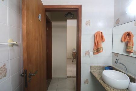 Apartamento para alugar com 75m², 2 quartos e 1 vagaBanheiro Social