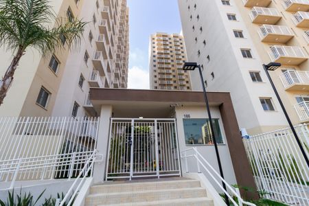 Apartamento à venda com 26m², 1 quarto e sem vaga Apartamento à venda com 26m², 1 quarto e sem vagaFachada e Portaria
