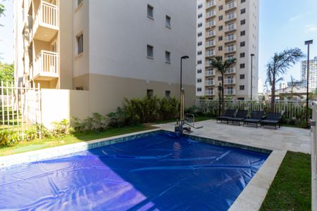 Apartamento à venda com 26m², 1 quarto e sem vaga Apartamento à venda com 26m², 1 quarto e sem vagaÁrea comum - Piscina