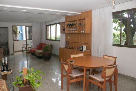 Sala de apartamento à venda com 3 quartos, 147m² em Serra, Belo Horizonte