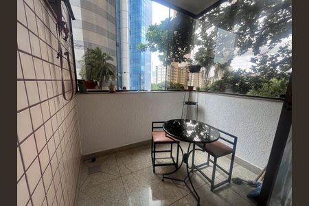 Varanda de apartamento à venda com 3 quartos, 147m² em Serra, Belo Horizonte