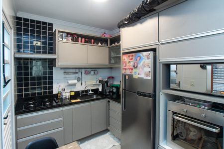 Casa de condomínio à venda com 60m², 2 quartos e 1 vaga Casa de condomínio à venda com 60m², 2 quartos e 1 vagaCozinha e Área de Serviço