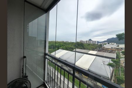 Apartamento à venda com 43m², 2 quartos e 1 vaga Apartamento à venda com 43m², 2 quartos e 1 vagaVaranda Sala