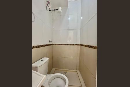 Banheiro de kitnet/studio para alugar com 1 quarto, 27m² em Cidade Universitária, Campinas