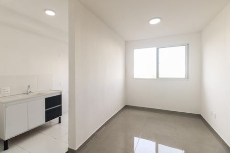 Sala  de apartamento para alugar com 2 quartos, 42m² em Penha de França, São Paulo