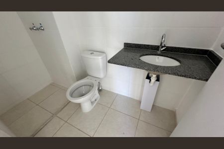 Apartamento à venda com 54m², 2 quartos e 1 vaga Apartamento à venda com 54m², 2 quartos e 1 vagaBanheiro