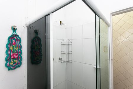 Casa para alugar com 100m², 2 quartos e 3 vagasBanheiro