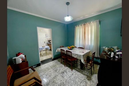 Casa à venda com 136m², 3 quartos e 3 vagas Casa à venda com 136m², 3 quartos e 3 vagasSala de Jantar