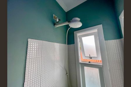 Casa à venda com 136m², 3 quartos e 3 vagas Casa à venda com 136m², 3 quartos e 3 vagasBanheiro 2