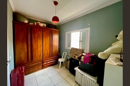 Casa à venda com 136m², 3 quartos e 3 vagas Casa à venda com 136m², 3 quartos e 3 vagasQuarto 3