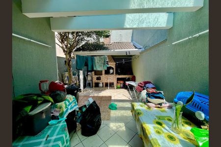 Casa à venda com 136m², 3 quartos e 3 vagas Casa à venda com 136m², 3 quartos e 3 vagasQuintal