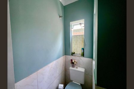 Casa à venda com 136m², 3 quartos e 3 vagas Casa à venda com 136m², 3 quartos e 3 vagasBanheiro 4