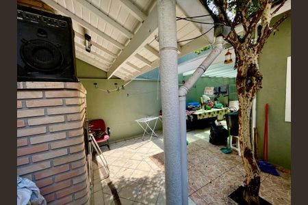 Casa à venda com 136m², 3 quartos e 3 vagas Casa à venda com 136m², 3 quartos e 3 vagasQuintal Churrasqueira