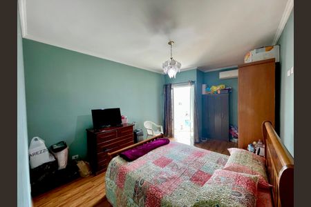 Casa à venda com 136m², 3 quartos e 3 vagas Casa à venda com 136m², 3 quartos e 3 vagasQuarto 1