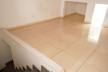 Casa para alugar com 180m², 2 quartos e 3 vagasSotão