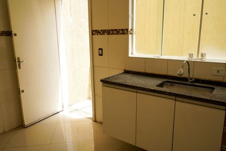 Casa para alugar com 180m², 2 quartos e 3 vagasCozinha