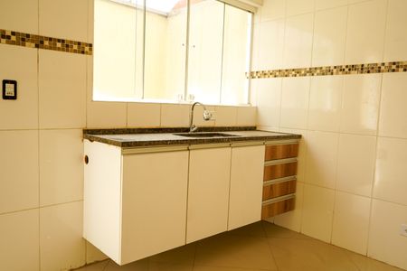 Casa para alugar com 180m², 2 quartos e 3 vagasCozinha