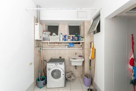 Apartamento à venda com 153m², 3 quartos e 1 vagaÁrea de Serviço