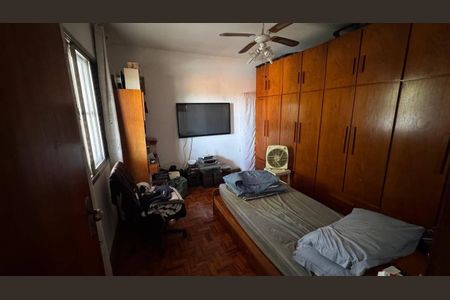 Casa à venda com 3 quartos, 144m² em Parque Fongaro, São Paulo