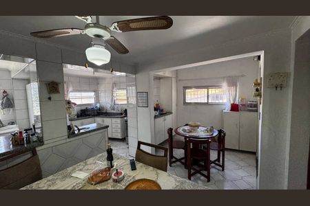 Casa à venda com 3 quartos, 144m² em Parque Fongaro, São Paulo