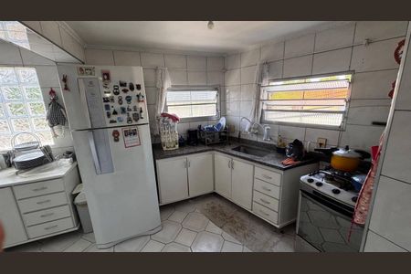 Casa à venda com 3 quartos, 144m² em Parque Fongaro, São Paulo