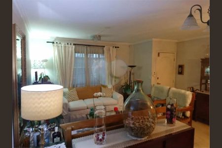 Casa à venda com 3 quartos, 110m² em Vila Alexandria, São Paulo