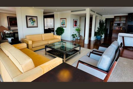 Apartamento à venda com 3 quartos, 334m² em Cerqueira César, São Paulo