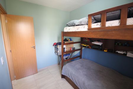 Quarto 1 de apartamento à venda com 2 quartos, 47m² em Califórnia, Contagem