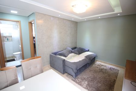 Sala de apartamento à venda com 2 quartos, 47m² em Califórnia, Contagem