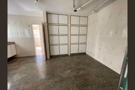 Casa para alugar com 3 quartos, 240m² em Vila Dayse, São Bernardo do Campo