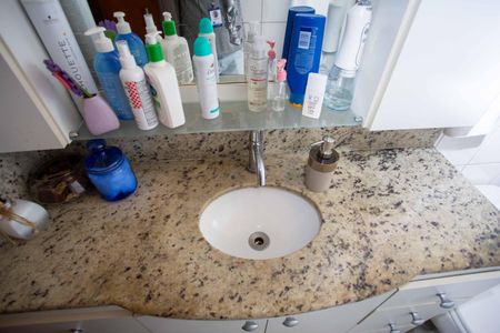 Apartamento à venda com 57m², 2 quartos e 1 vagaBanheiro