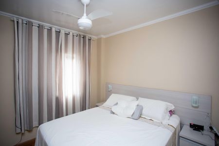 Apartamento à venda com 57m², 2 quartos e 1 vagaQuarto 2