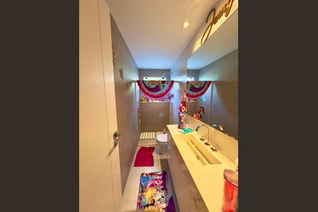 Casa à venda com 4 quartos, 445m² em Barra da Tijuca, Rio de Janeiro