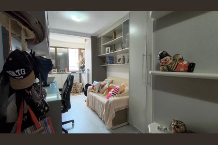 Apartamento à venda com 324m², 4 quartos e 3 vagas Apartamento à venda com 324m², 4 quartos e 3 vagasQuarto 1
